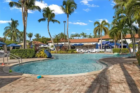 1015 Sandpiper Street Naples FL 34102