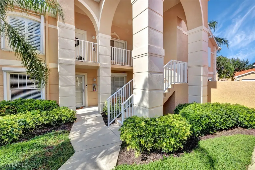 9600 Rosewood Pointe Terrace Bonita Springs FL 34135