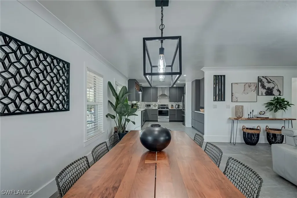 600 SW 18th Street Cape Coral FL 33991