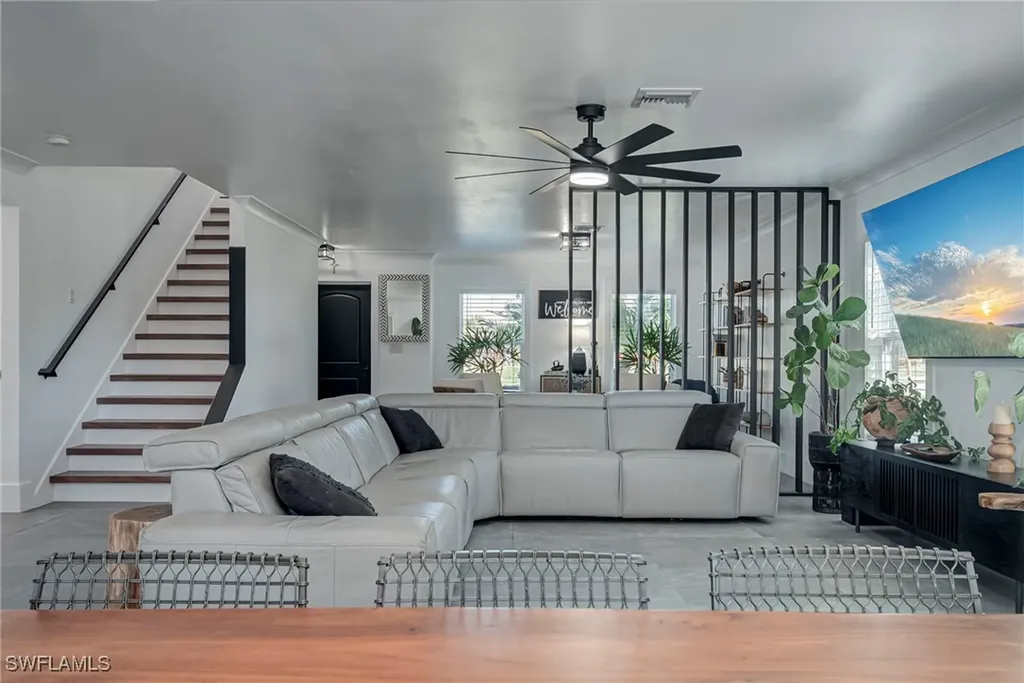 600 SW 18th Street Cape Coral FL 33991