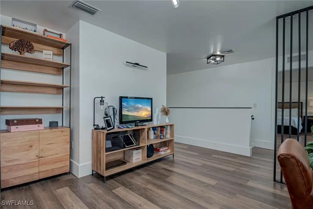 600 SW 18th Street Cape Coral FL 33991