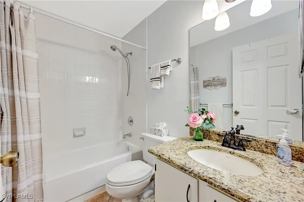 784 Landover Circle Naples FL 34104