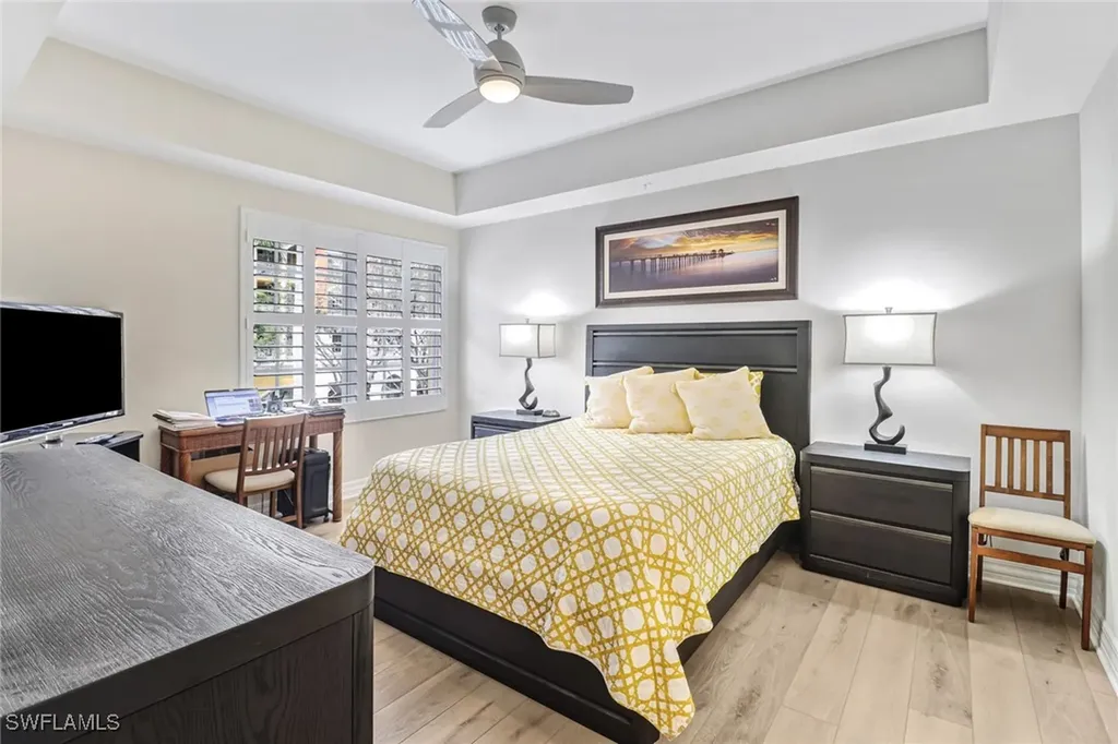 401 Bayfront Place Naples FL 34102