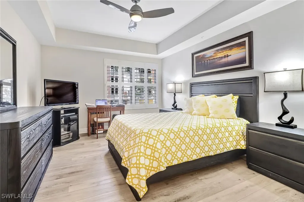 401 Bayfront Place Naples FL 34102