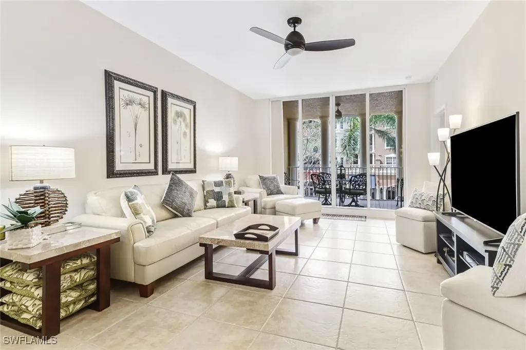 401 Bayfront Place Naples FL 34102