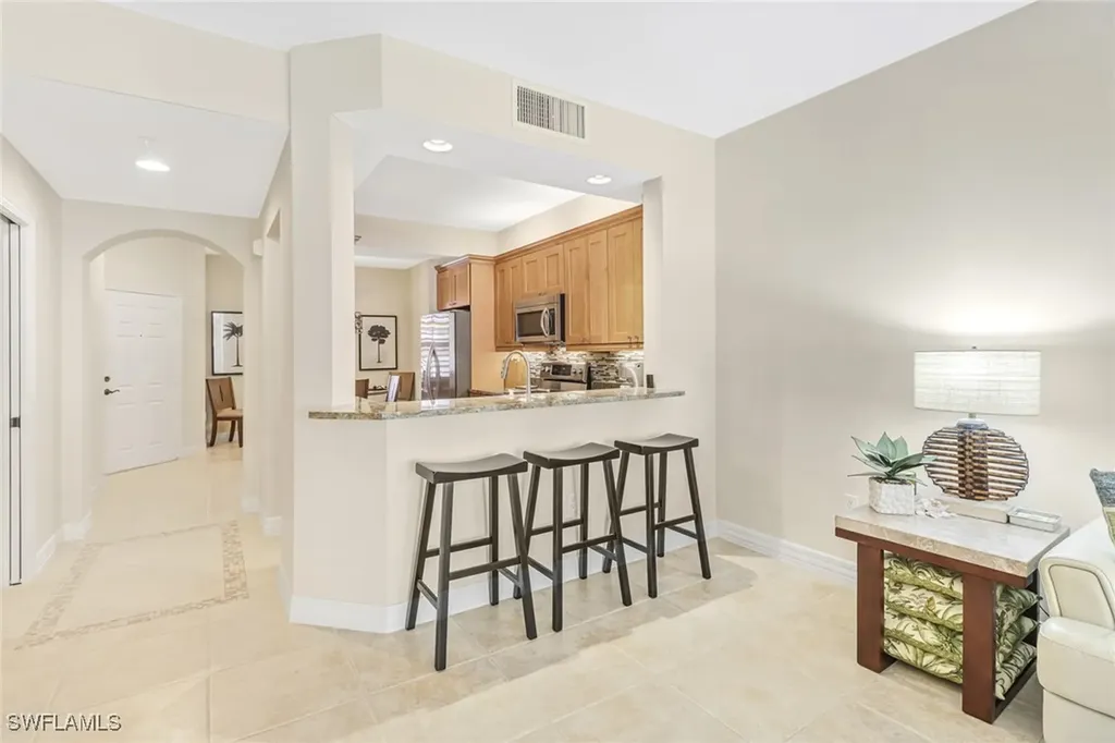 401 Bayfront Place Naples FL 34102