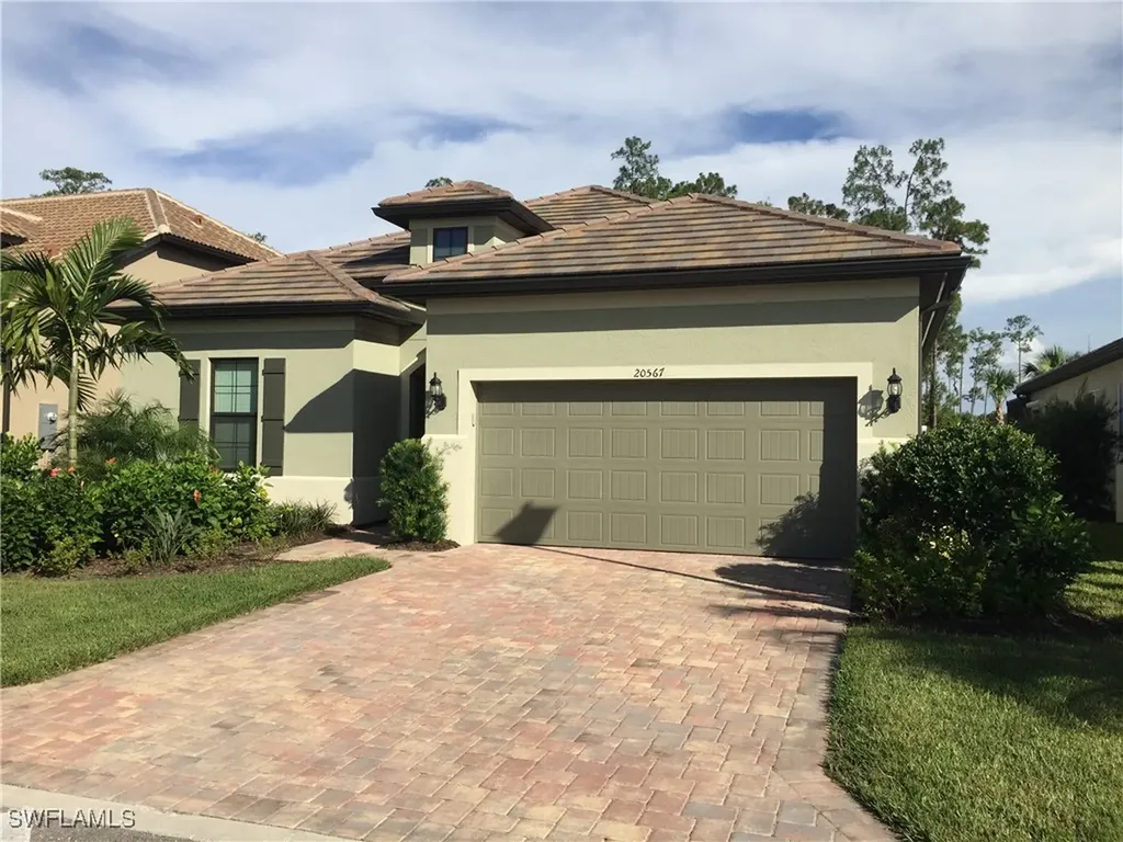 Estero FL, 20567 Wilderness Court