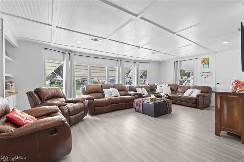 23 Derhenson Drive Naples FL 34114