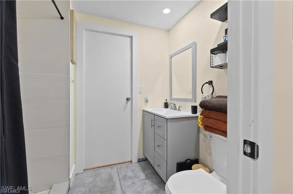 23 Derhenson Drive Naples FL 34114