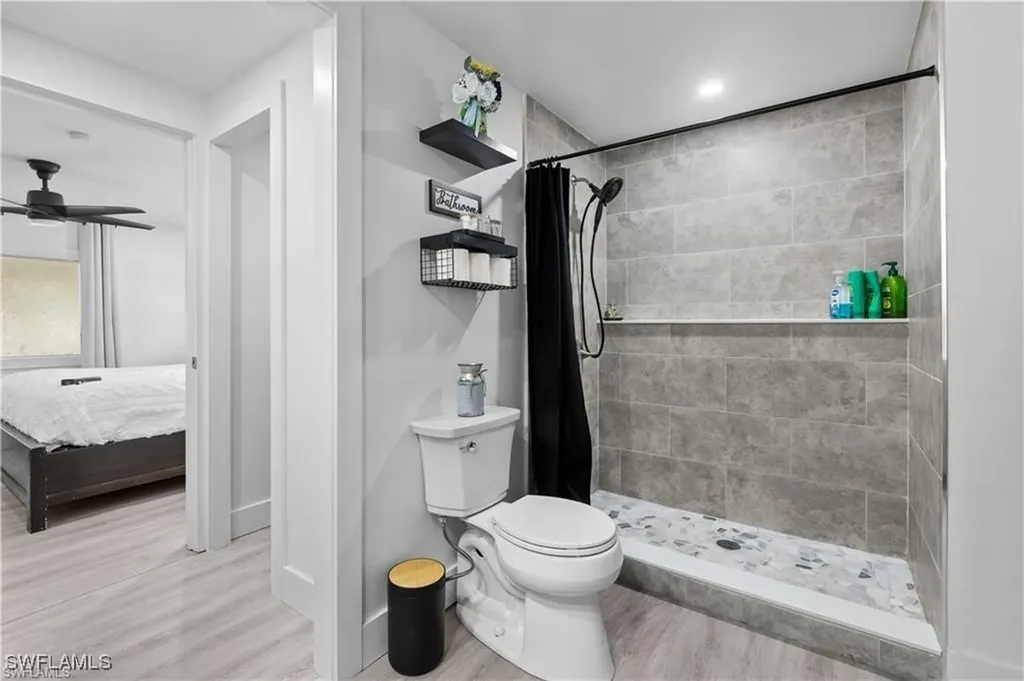 23 Derhenson Drive Naples FL 34114