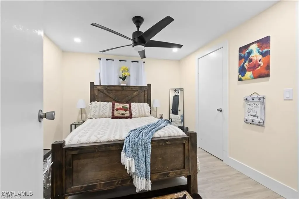 23 Derhenson Drive Naples FL 34114