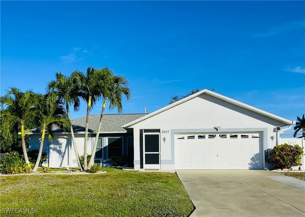 2207 SE 8th Avenue Cape Coral FL 33990
