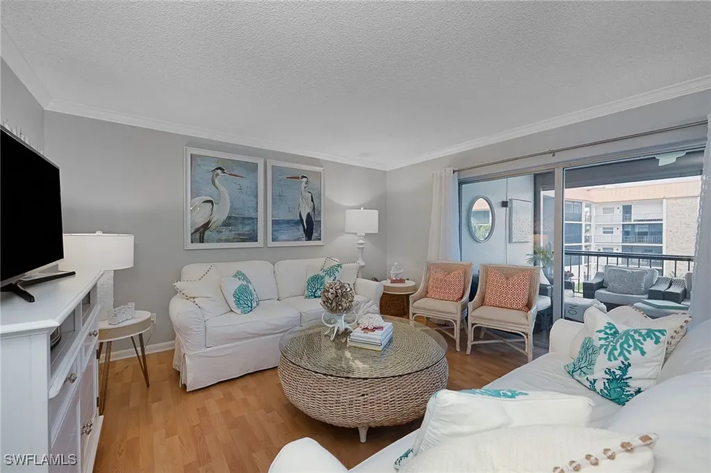 2900 Gulf Shore Boulevard N Naples FL 34103