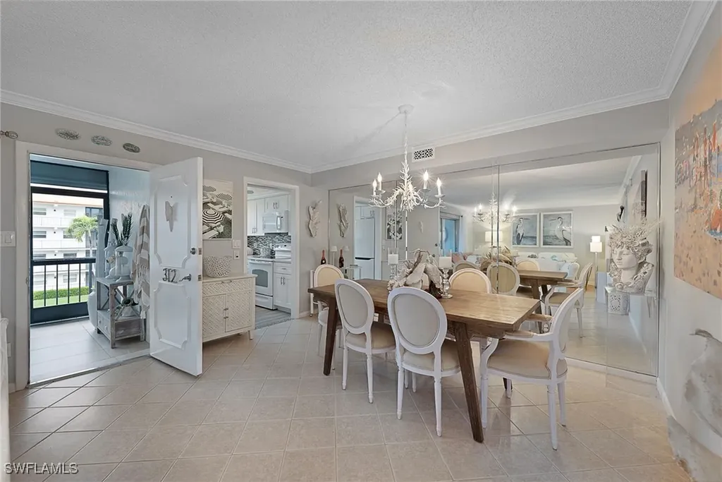 2900 Gulf Shore Boulevard N Naples FL 34103