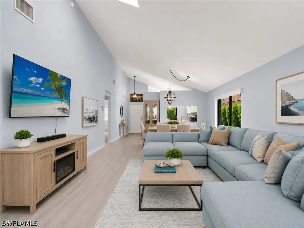 355 Bay Forest Drive Naples FL 34110