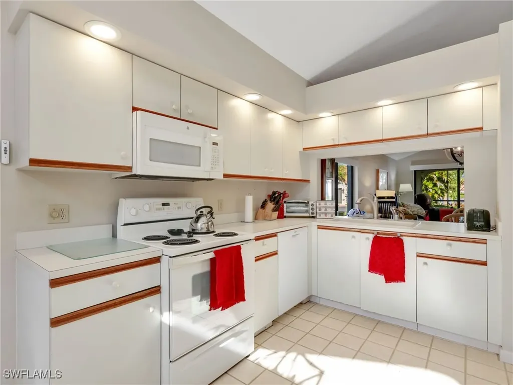 355 Bay Forest Drive Naples FL 34110