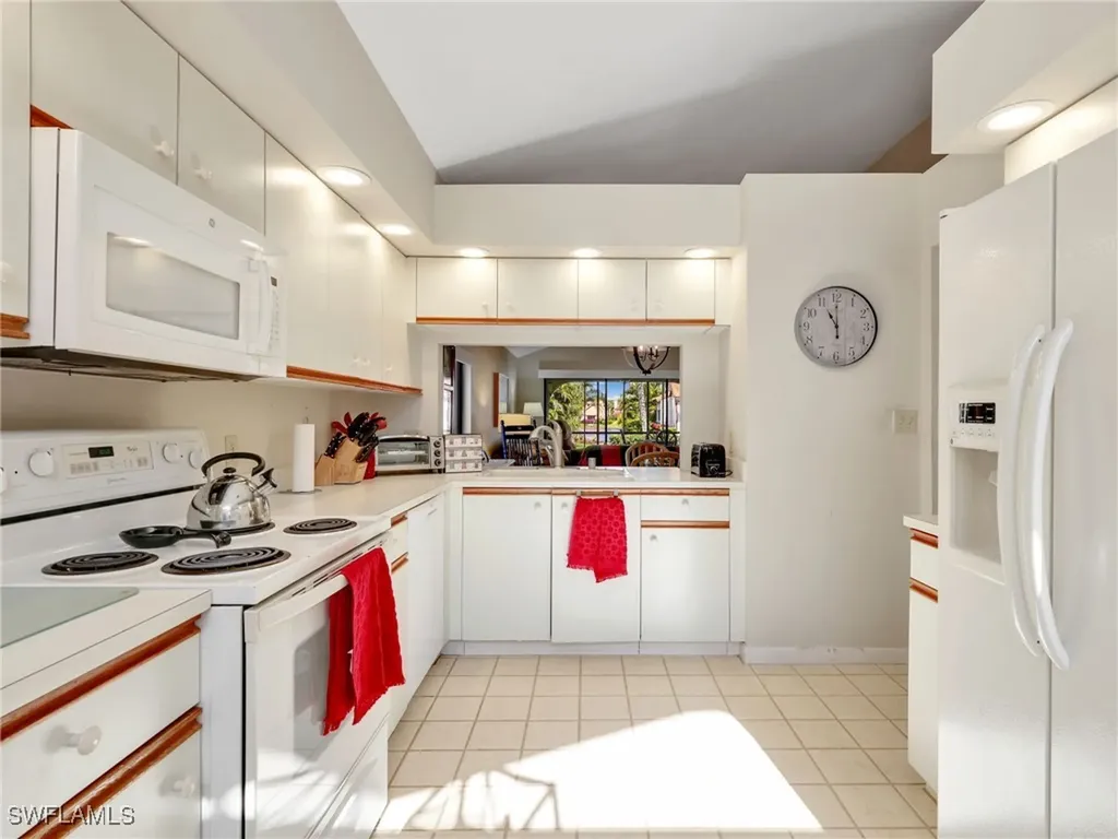 355 Bay Forest Drive Naples FL 34110