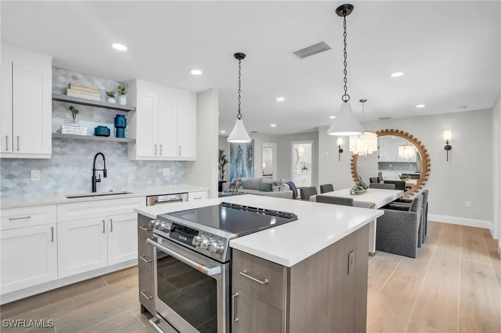 23 Palmview Boulevard Fort Myers Beach FL 33931