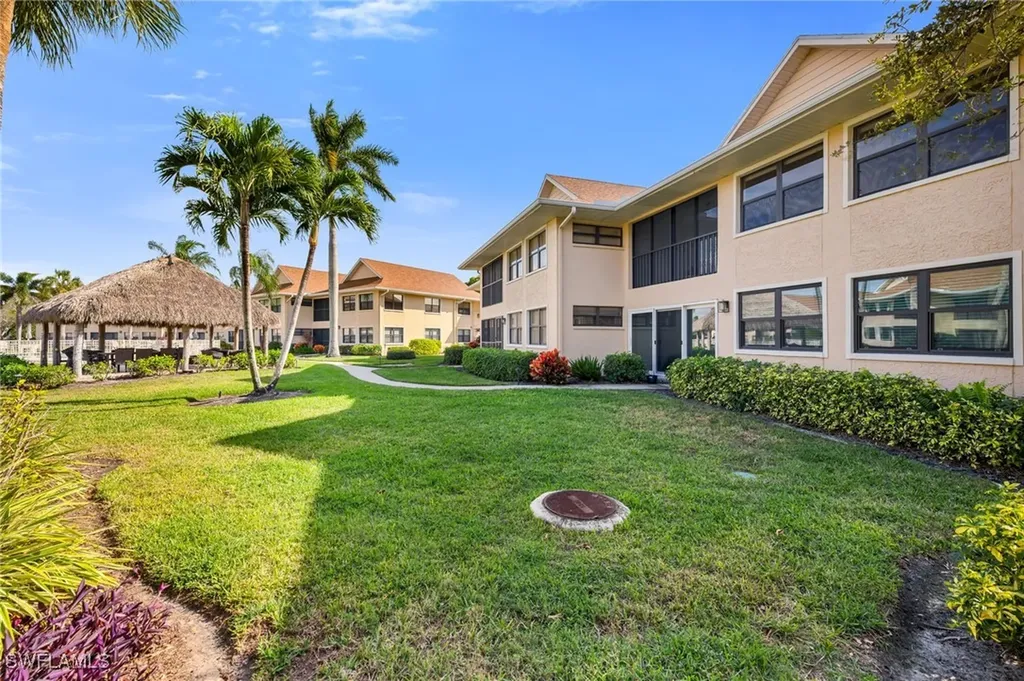1100 9th Street S Naples FL 34102