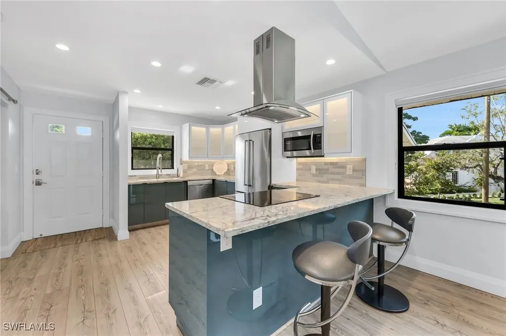 1100 9th Street S Naples FL 34102