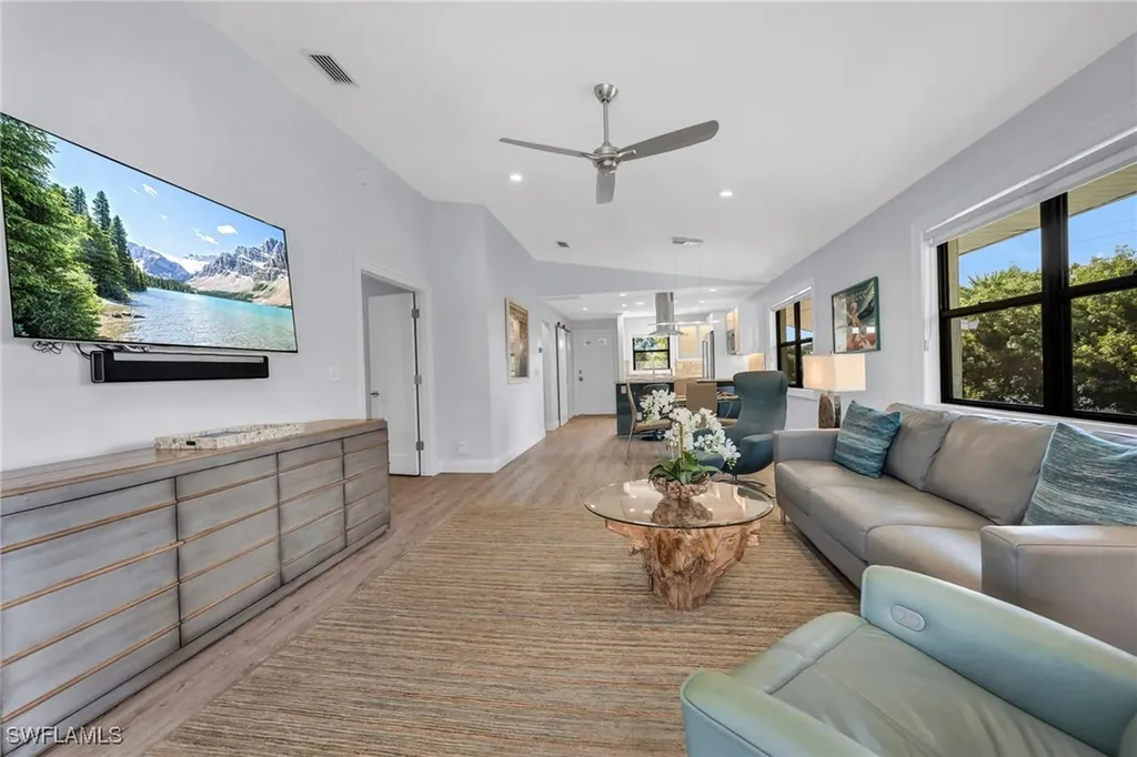 1100 9th Street S Naples FL 34102