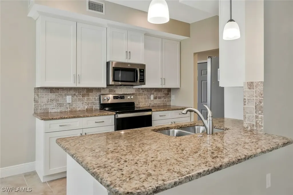 18225 Creekside Preserve Loop Fort Myers FL 33908