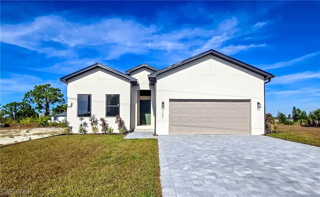 1203 NE 36th Lane Cape Coral FL 33909