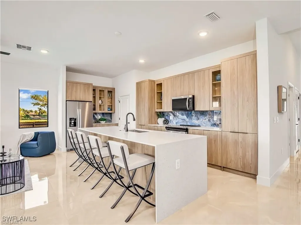 1203 NE 36th Lane Cape Coral FL 33909