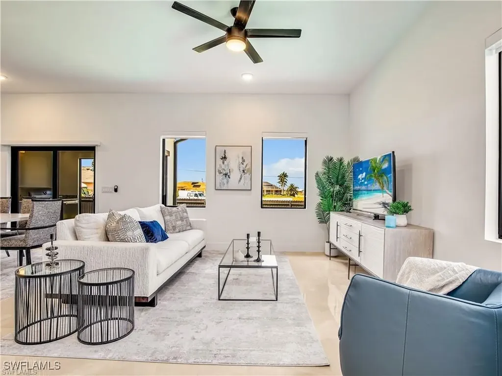 1203 NE 36th Lane Cape Coral FL 33909