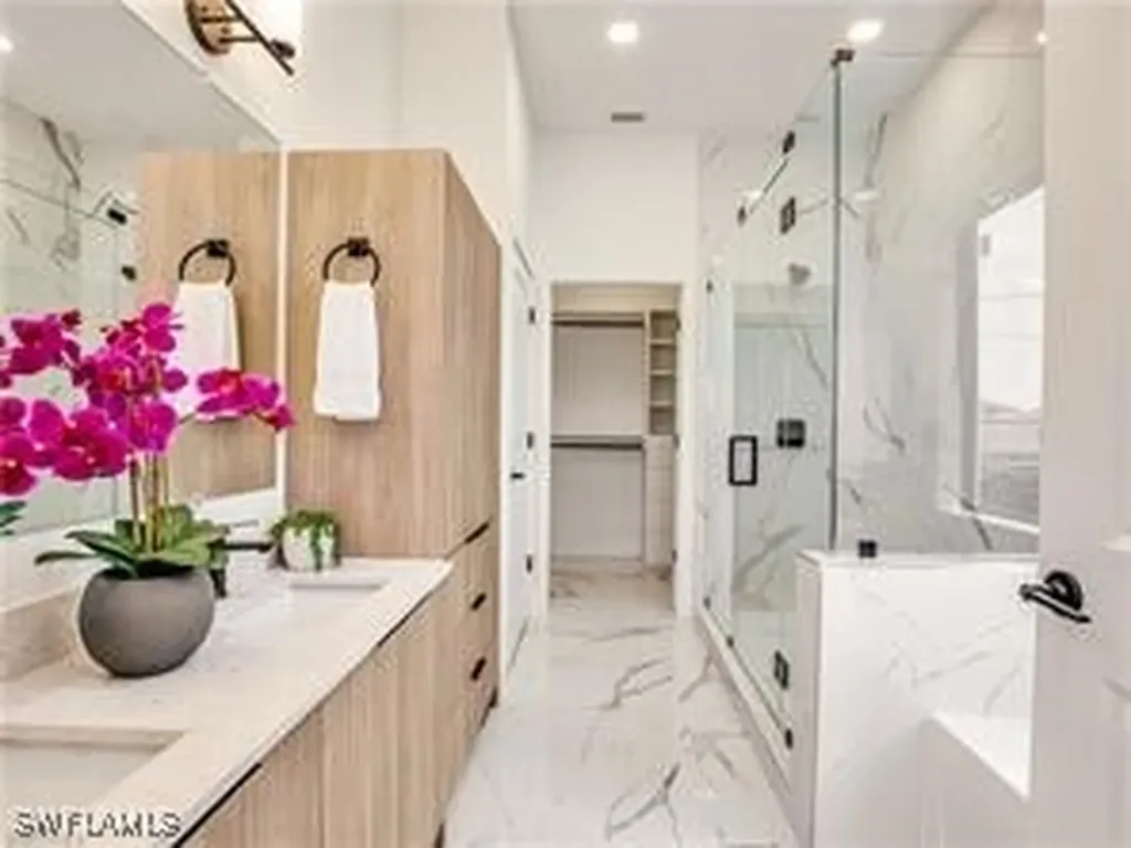 1203 NE 36th Lane Cape Coral FL 33909