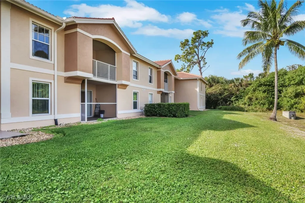 8285 Ibis Club Drive Naples FL 34104