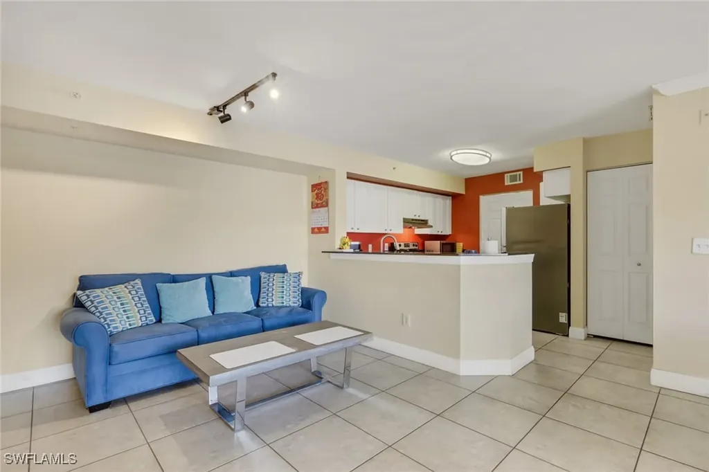 8285 Ibis Club Drive Naples FL 34104