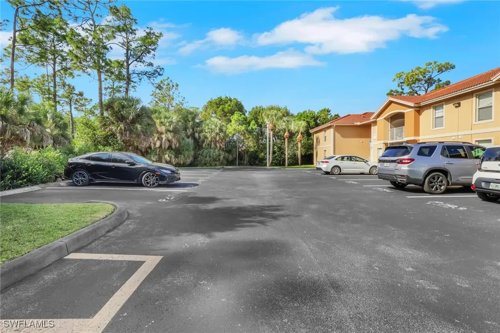 8285 Ibis Club Drive Naples FL 34104