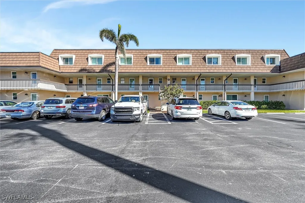 Marco Island FL, 87 N Collier Boulevard, Unit P-15