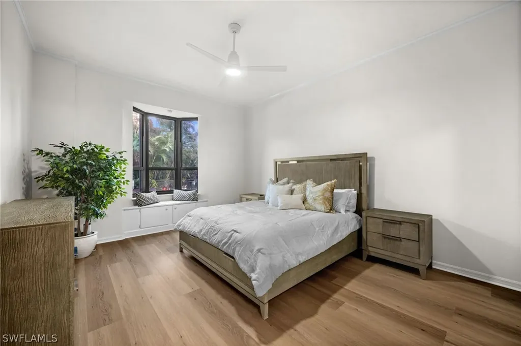 6075 Pelican Bay Boulevard Naples FL 34108