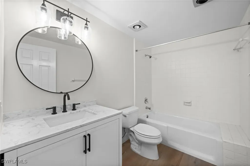 6075 Pelican Bay Boulevard Naples FL 34108