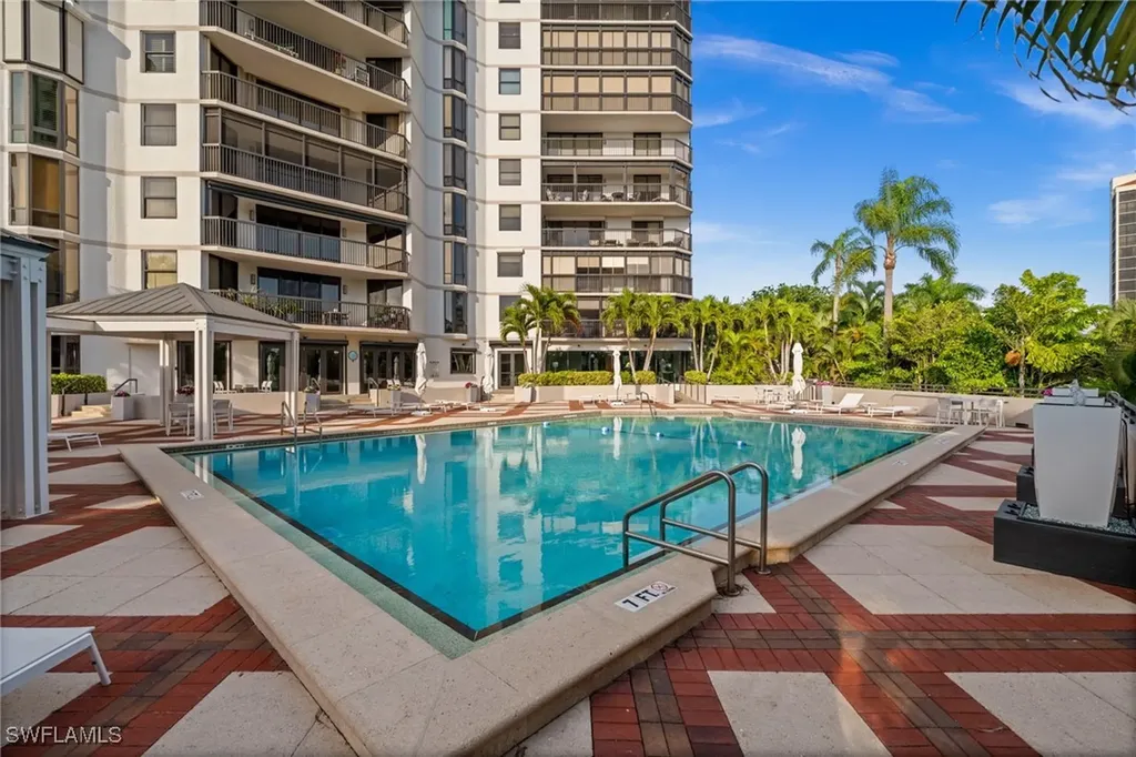 6075 Pelican Bay Boulevard Naples FL 34108