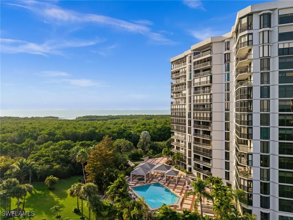 6075 Pelican Bay Boulevard Naples FL 34108