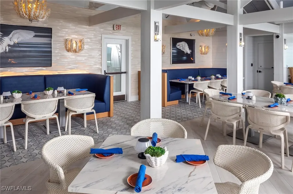 6075 Pelican Bay Boulevard Naples FL 34108