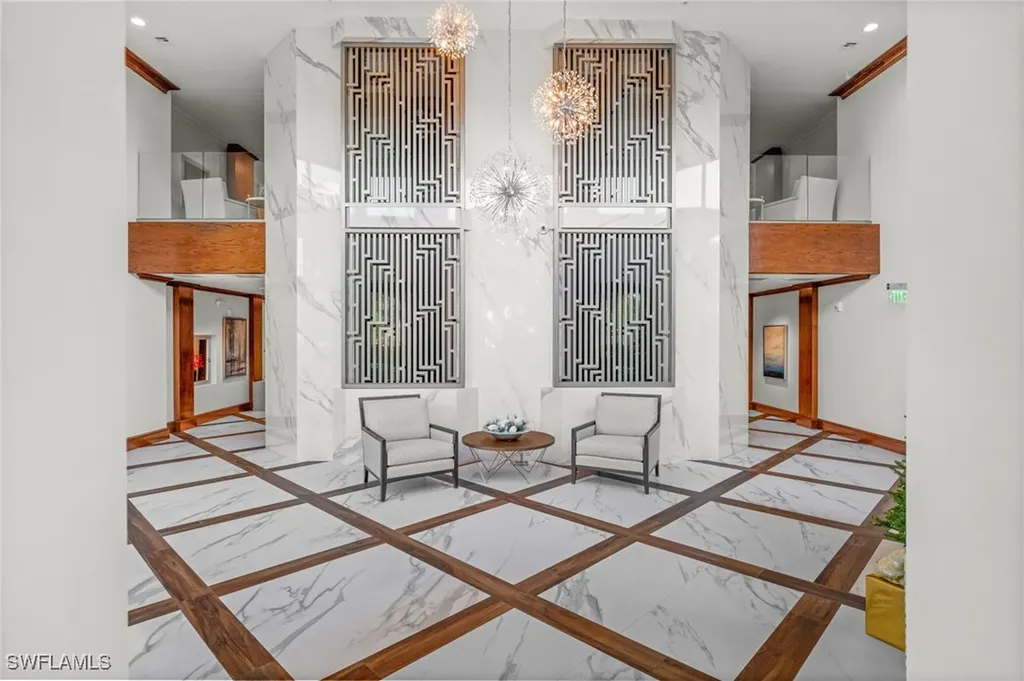 6075 Pelican Bay Boulevard Naples FL 34108