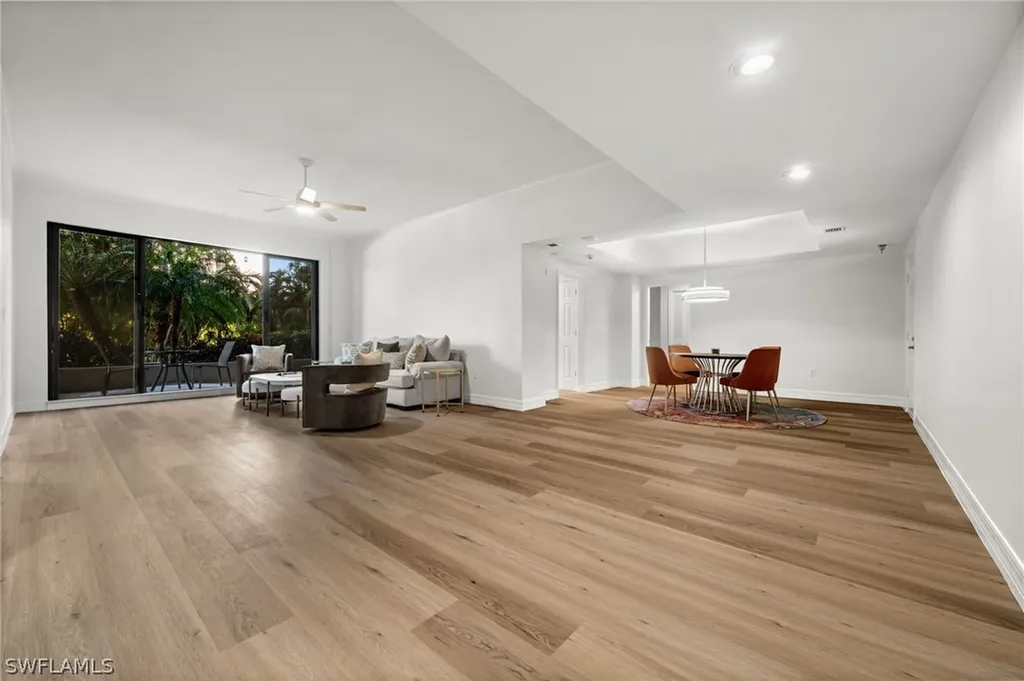 6075 Pelican Bay Boulevard Naples FL 34108