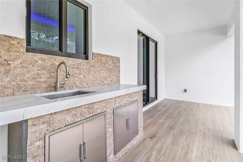 3232 47th Avenue NE Naples FL 34120