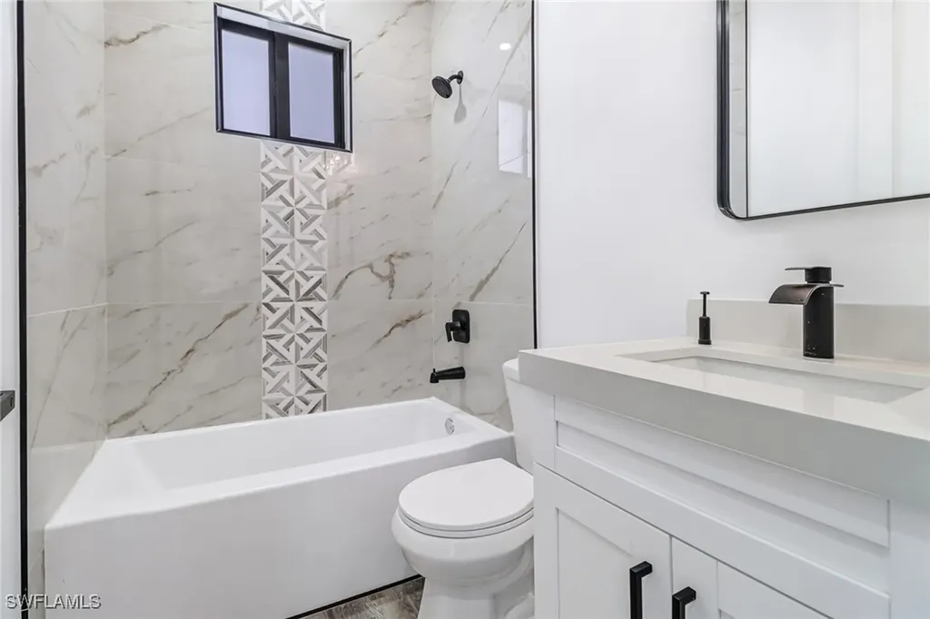 3232 47th Avenue NE Naples FL 34120