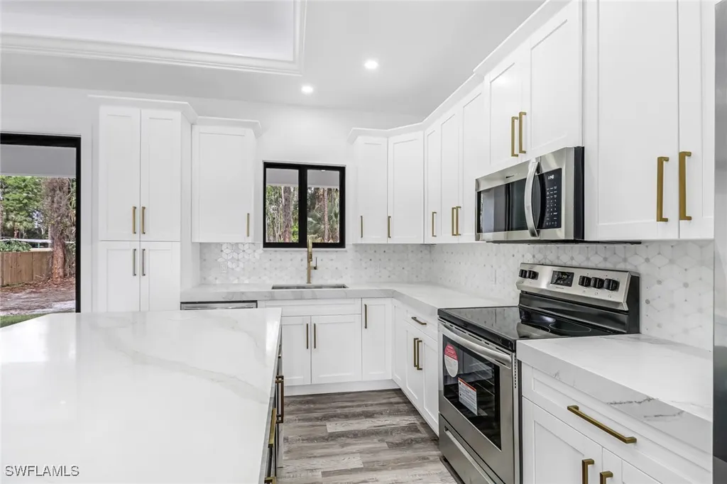 3232 47th Avenue NE Naples FL 34120