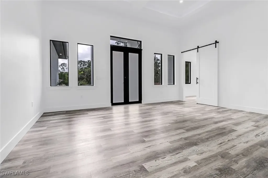 3232 47th Avenue NE Naples FL 34120