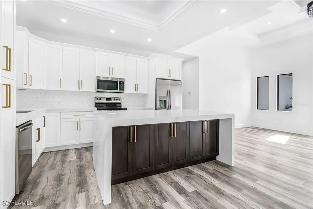 3232 47th Avenue NE Naples FL 34120