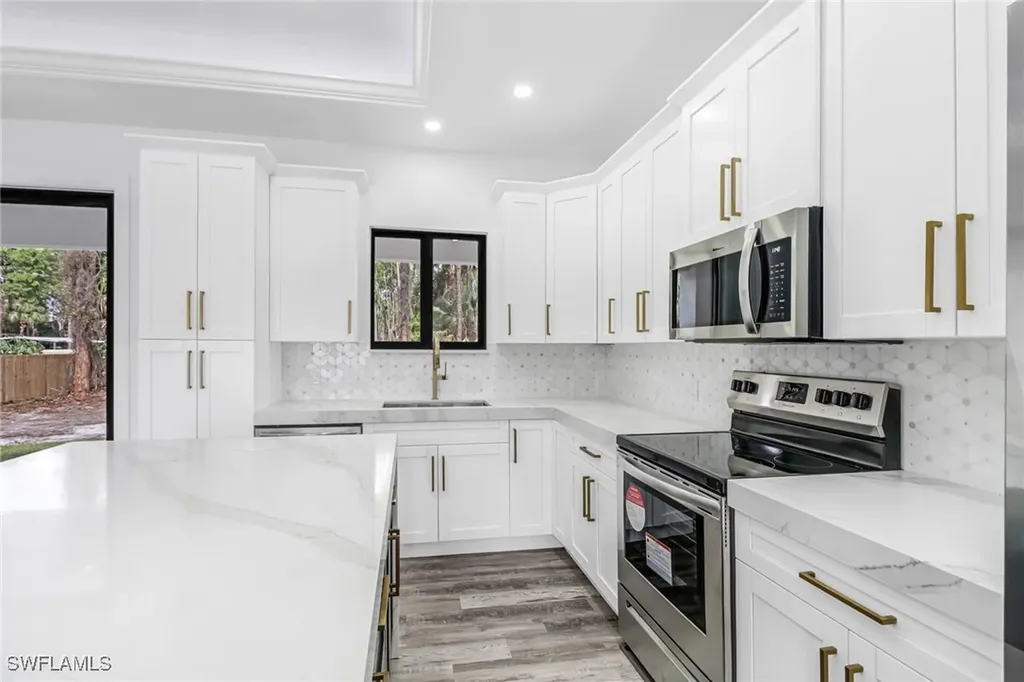 3232 47th Avenue NE Naples FL 34120