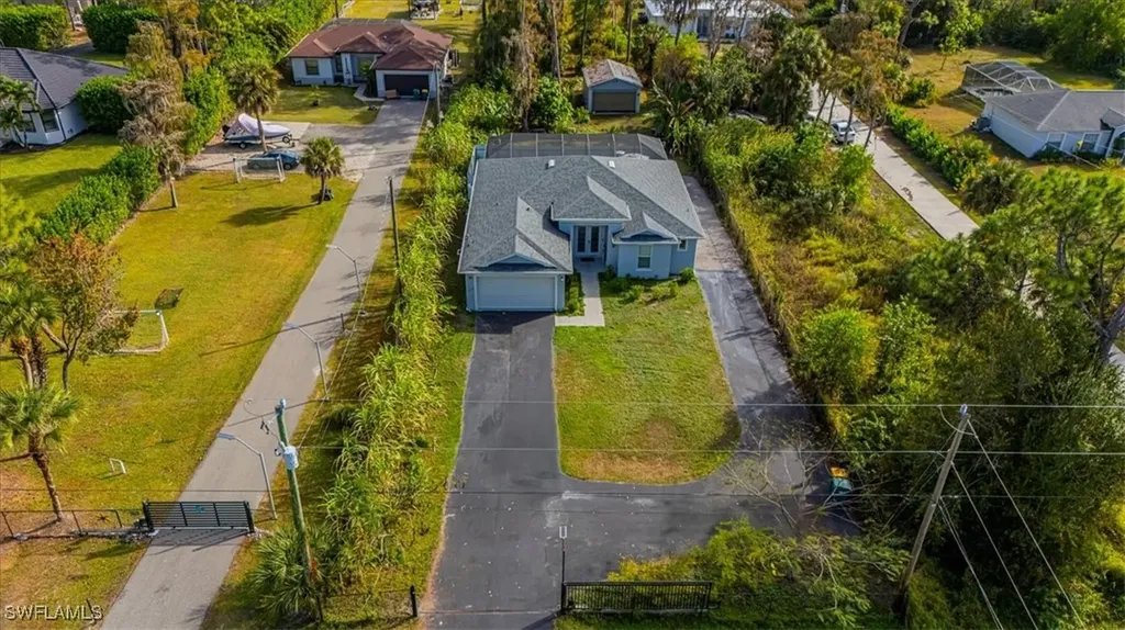 4832 12th Street NE Naples FL 34120