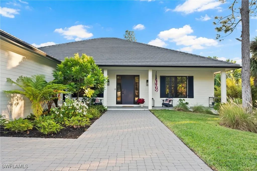 10810 Goodwin Street Bonita Springs FL 34135