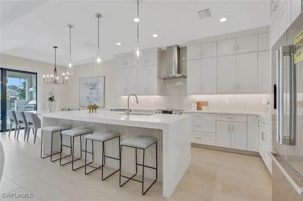 756 108th Avenue N Naples FL 34108